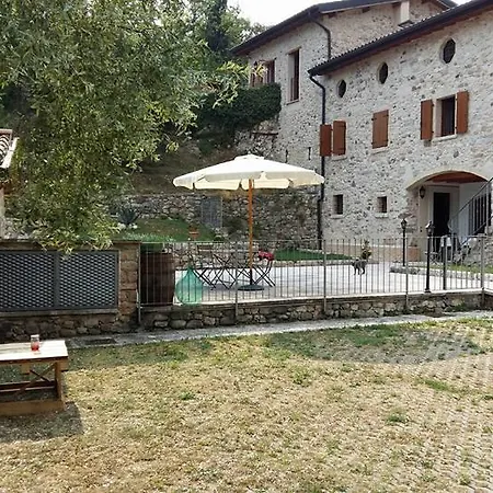 Hébergement de vacances Rustico La Busa Torri Del Benaco