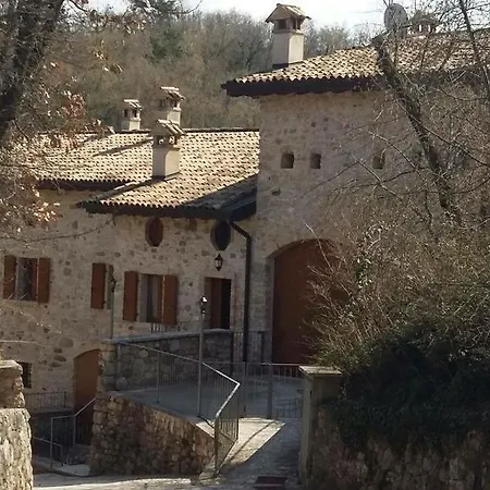 Rustico La Busa Hébergement de vacances Torri Del Benaco